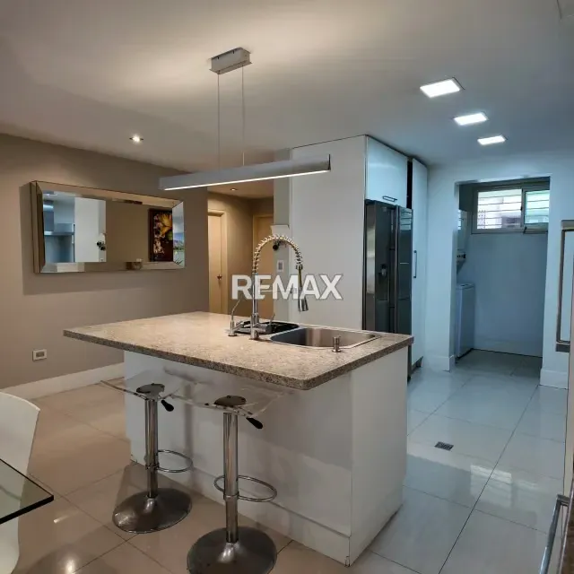 APARTAMENTO PB 120m2 + 170m2 DE TERRAZA. RESIDENCIAS ESCAMPADERO. LA TRINIDAD - 7