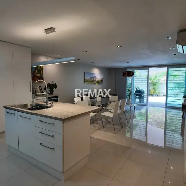 APARTAMENTO PB 120m2 + 170m2 DE TERRAZA. RESIDENCIAS ESCAMPADERO. LA TRINIDAD - 8
