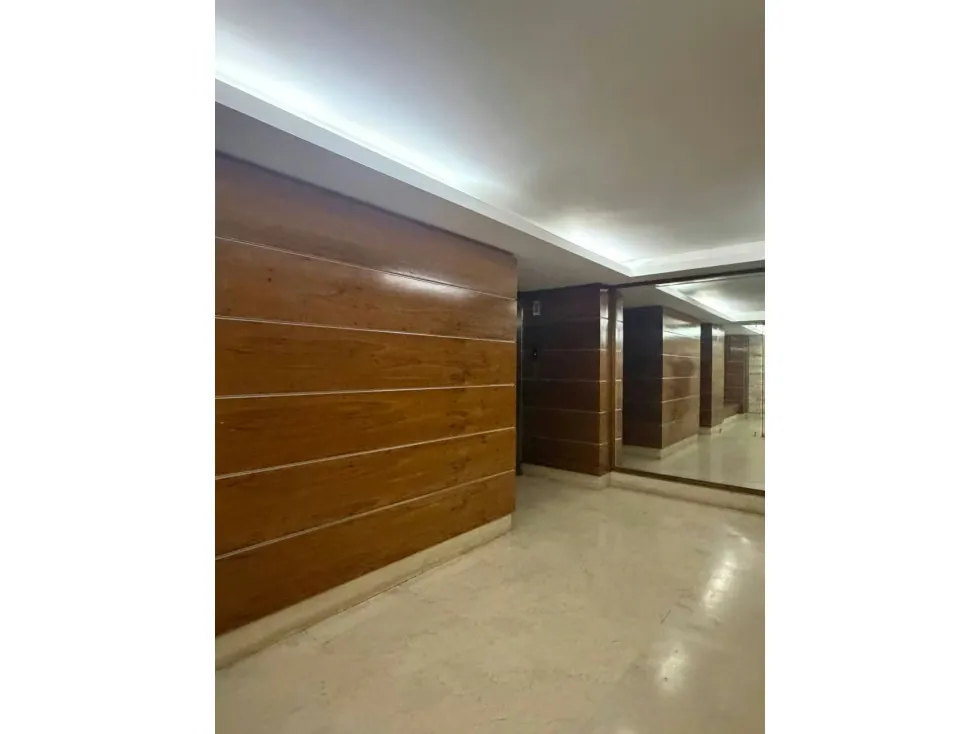 Apartamento en Venta en Lomas De Las Mercedes 1H +S/ 3B/ 2P - 16