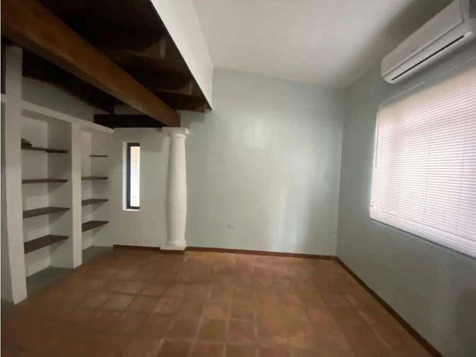 CASA EN VENTA LA LAGUNITA 1250MTS T - 13