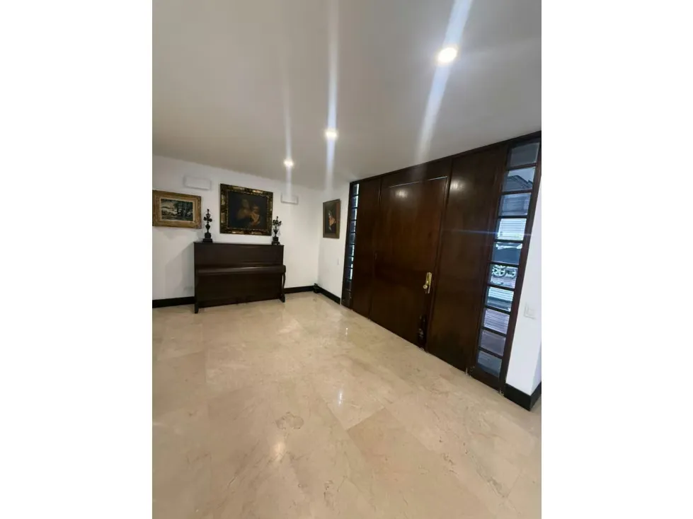 Vendo/alquilo apartamento duplex c/terraza 305m2 La Lagunita 6435 - 14