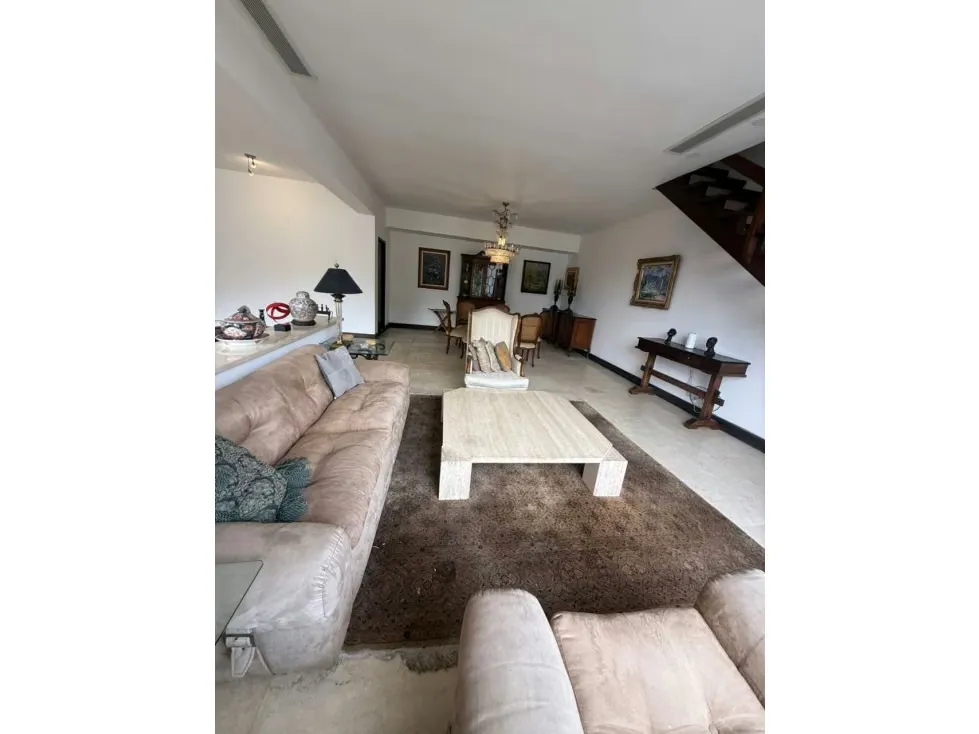 Vendo/alquilo apartamento duplex c/terraza 305m2 La Lagunita 6435 - 9