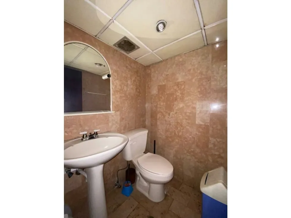Se vende casa de uso comercial 324m2 El Rosal 9991 - 11