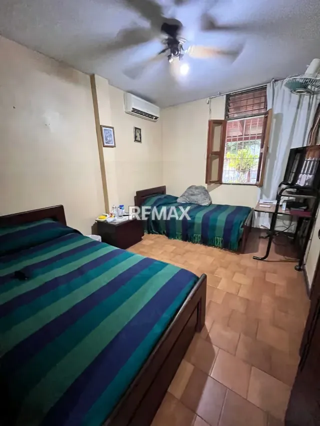 Preciosa y amplia casa en Venta ubicada en Urb. El Pedregal - 7