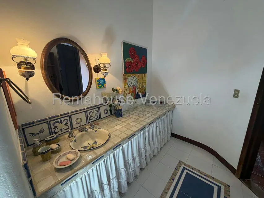 Casa (Multipes Niveles) en Venta en Oripoto, Distrito Metropolitano - 13