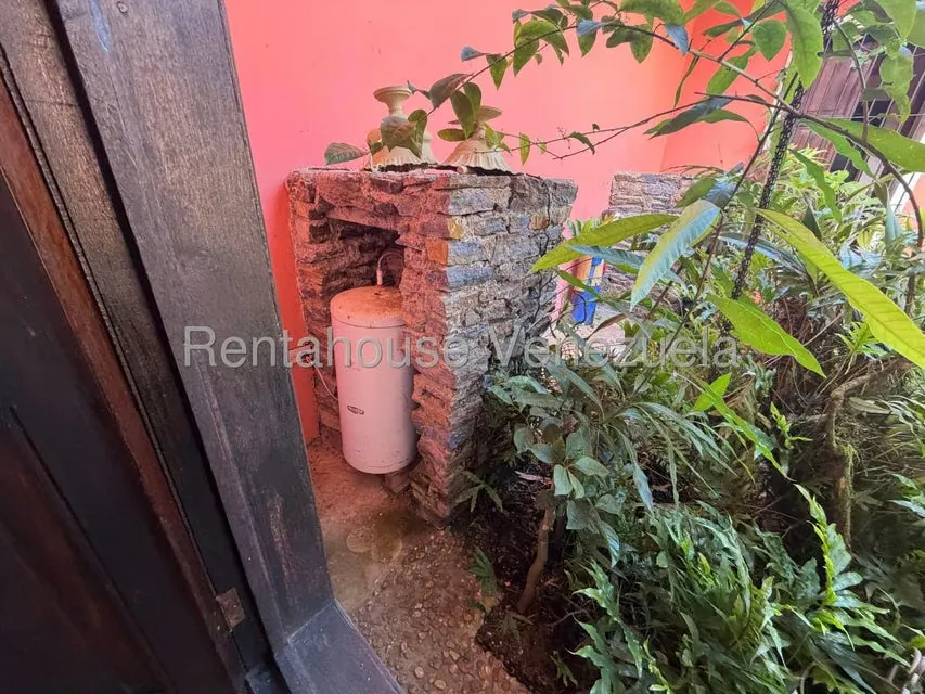 Casa (Multipes Niveles) en Venta en Oripoto, Distrito Metropolitano - 25