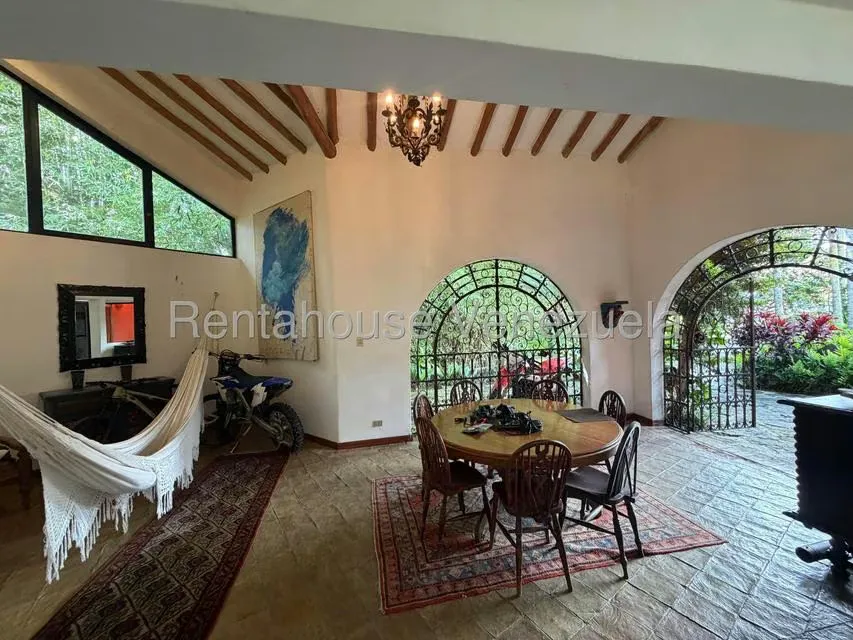 Casa (Multipes Niveles) en Venta en Oripoto, Distrito Metropolitano - 61
