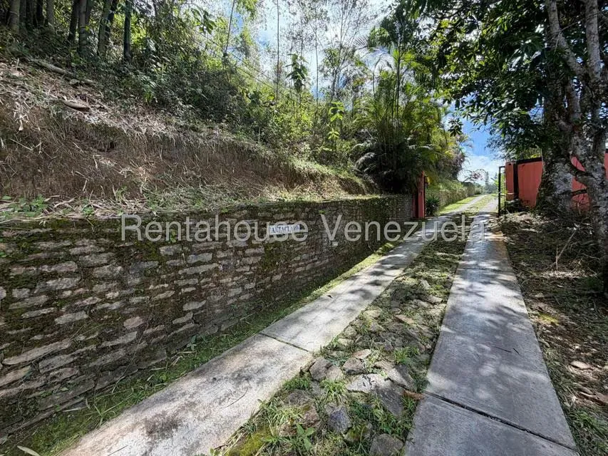 Casa (Multipes Niveles) en Venta en Oripoto, Distrito Metropolitano - 84