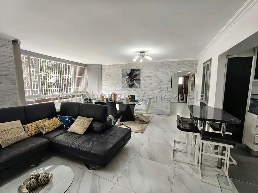 Apartamento (1 Nivel) en Alquiler en La Urbina, Distrito Metropolitano