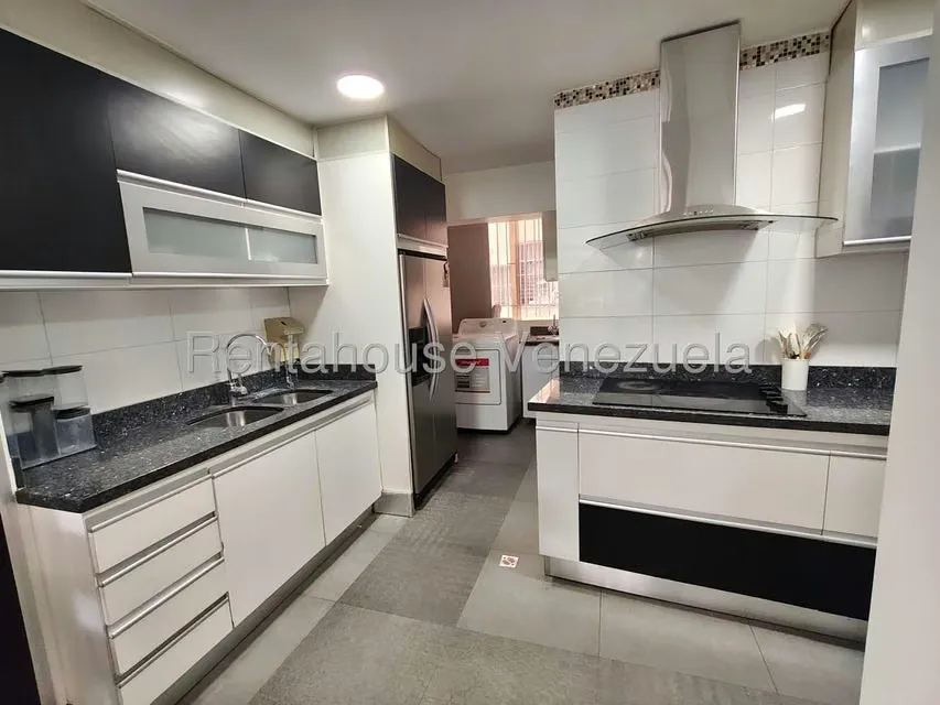 Apartamento (1 Nivel) en Alquiler en La Urbina, Distrito Metropolitano - 15