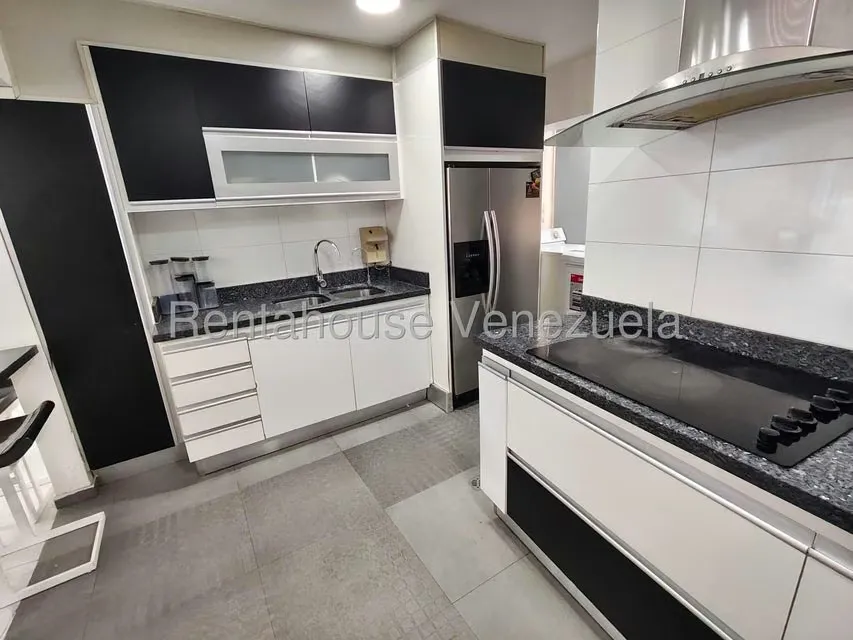 Apartamento (1 Nivel) en Alquiler en La Urbina, Distrito Metropolitano - 20