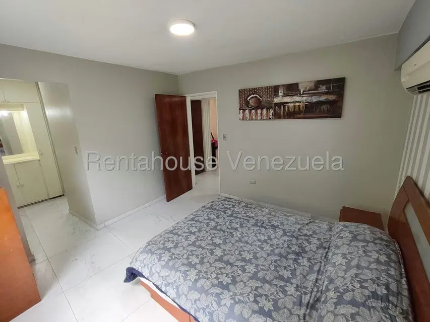 Apartamento (1 Nivel) en Alquiler en La Urbina, Distrito Metropolitano - 26