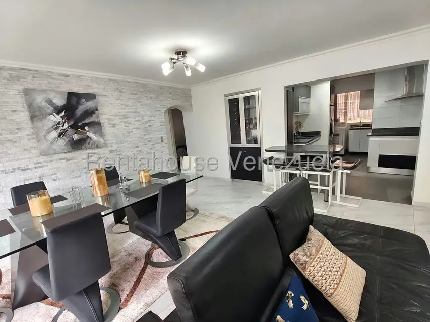 Apartamento (1 Nivel) en Alquiler en La Urbina, Distrito Metropolitano - 6