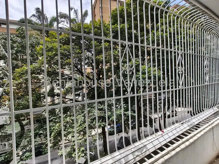 Apartamento (1 Nivel) en Alquiler en La Urbina, Distrito Metropolitano - 9