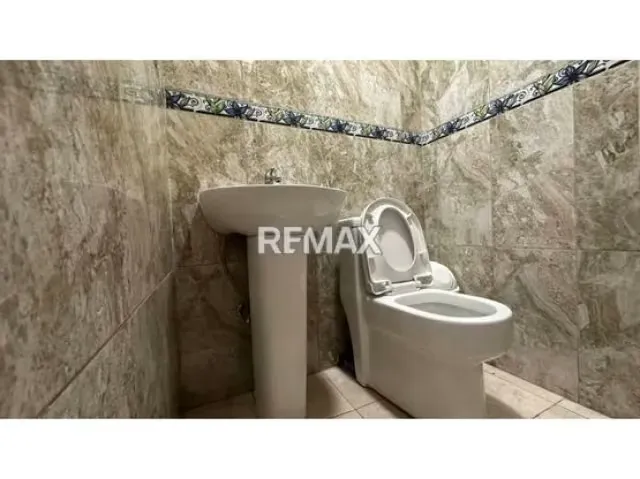 VENTA DE EDIFICIO COMERCIAL - RESIDENCIAL EN AV. SUCRE DE CATIA - 4