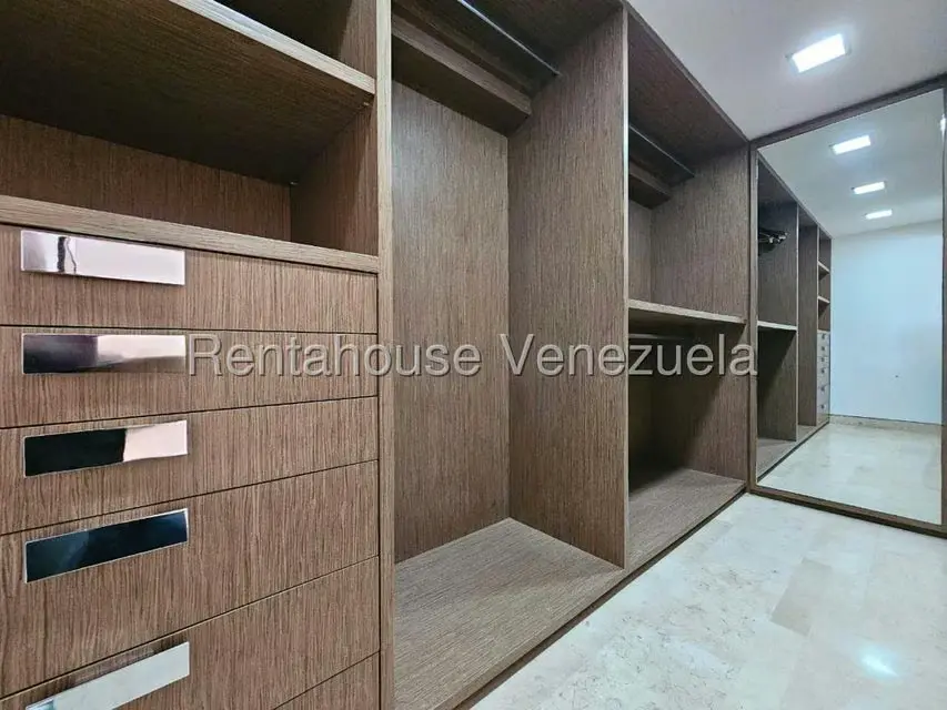 Apartamento (1 Nivel) en Venta en Chulavista, Distrito Metropolitano - 56