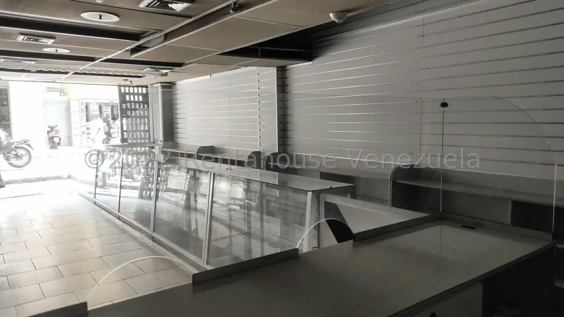 Local Comercial en Venta en Parroquia Catedral, Distrito Metropolitano - 3