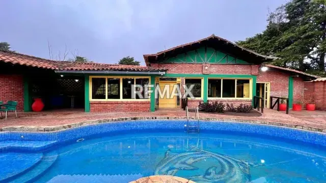 Hermosa Casa de Campo en Alquiler