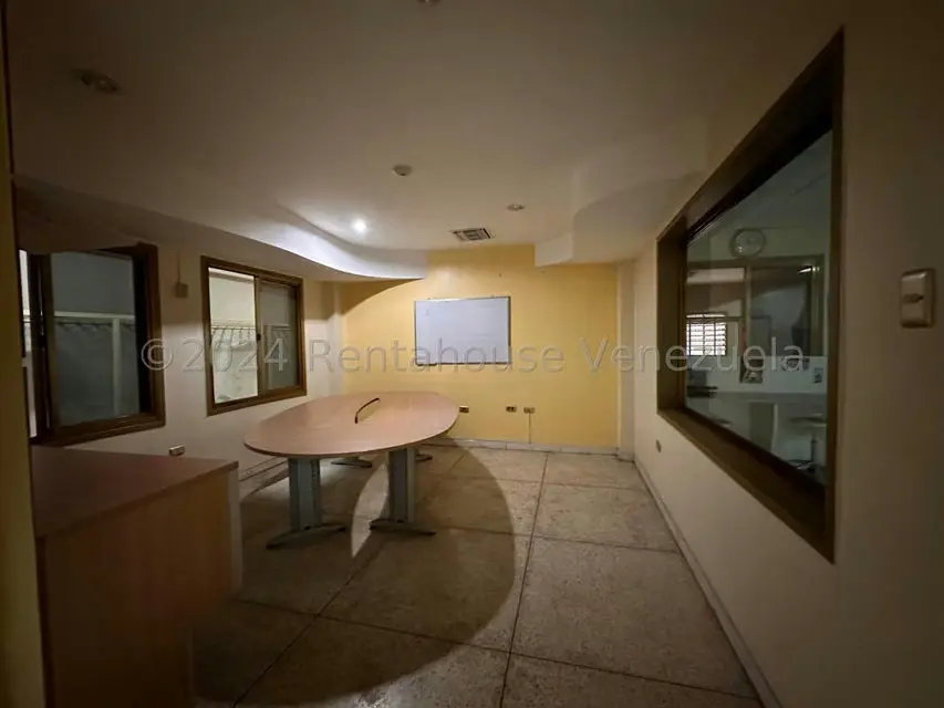 Comercial (Edificio) en Venta en El Limon, Aragua - 23