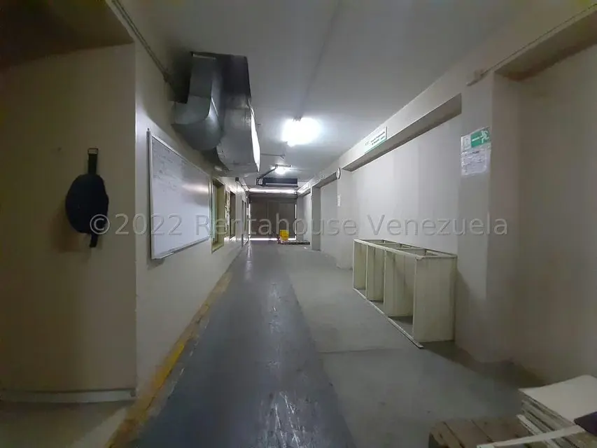 Comercial (Edificio) en Venta en El Limon, Aragua - 37