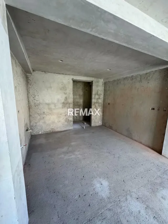 Apartamento en obra gris - 4