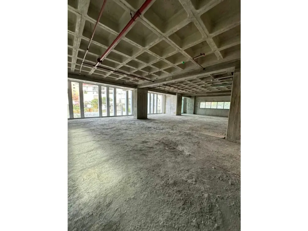 Oficina en venta 550m², Av principal de las Mercedes - 13