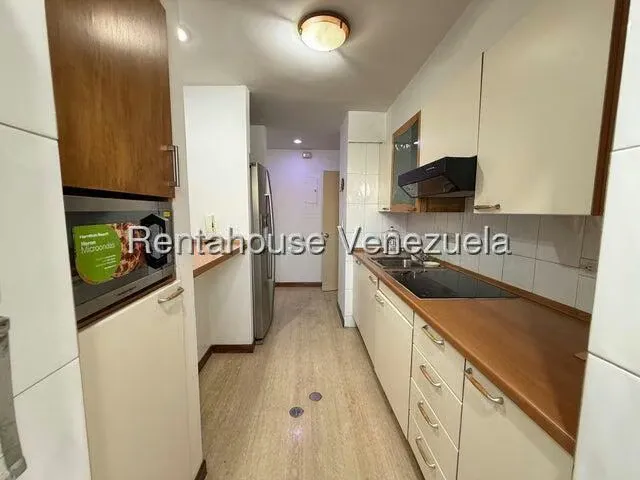 Apartamento (1 Nivel) en Venta en El Rosal, Distrito Metropolitano - 11