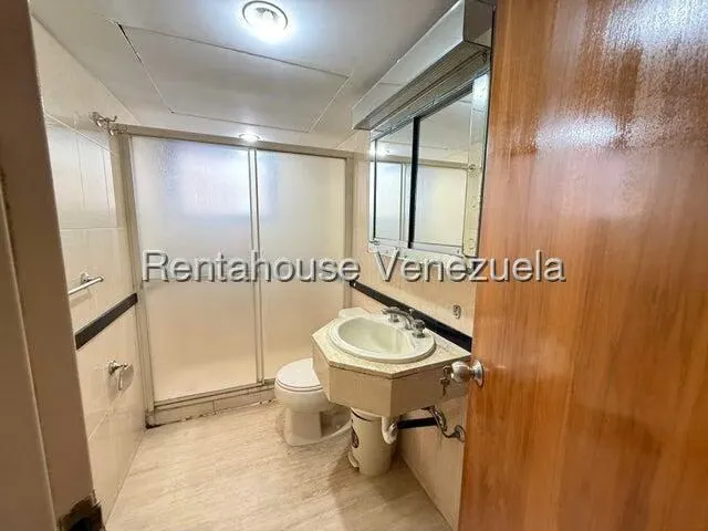 Apartamento (1 Nivel) en Venta en El Rosal, Distrito Metropolitano - 19