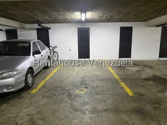 Apartamento (1 Nivel) en Venta en El Rosal, Distrito Metropolitano - 23