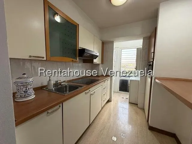 Apartamento (1 Nivel) en Venta en El Rosal, Distrito Metropolitano - 10