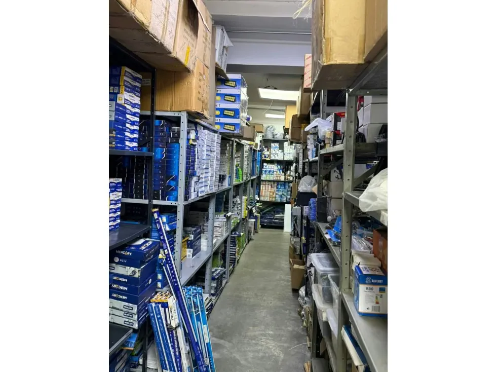 FONDO DE COMERCIO - CHACAO - 150 Mts2 - 17