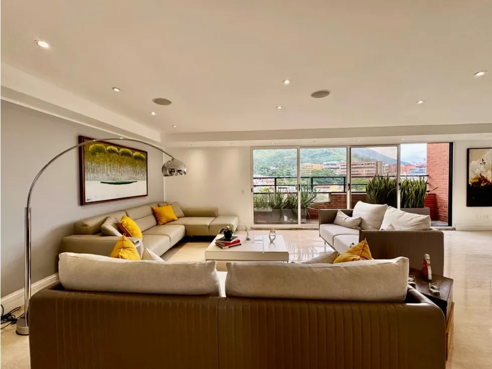Se vende PH Duplex 450m2 4h+s/7b/5p Los Chorros - 8