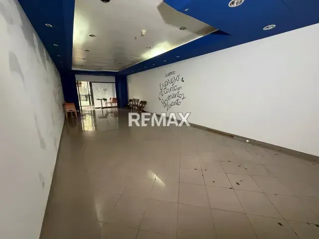 Alquiler de Local de 78,8 m², en la Lagunita - 4