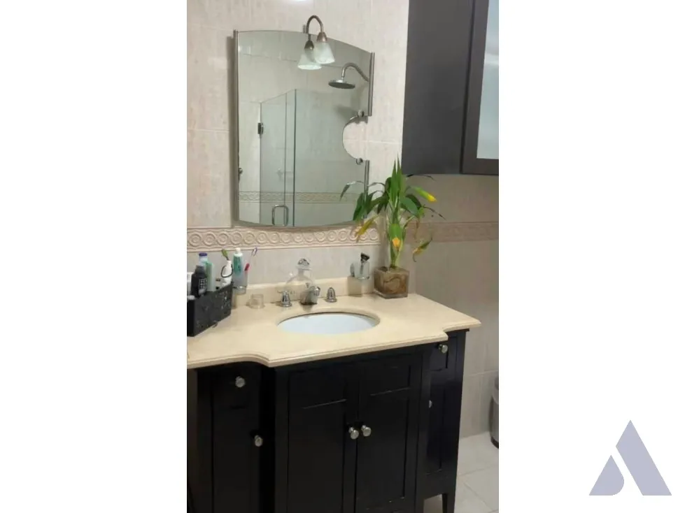 Se vende casa 678m2 Prados del Este 9863 - 13