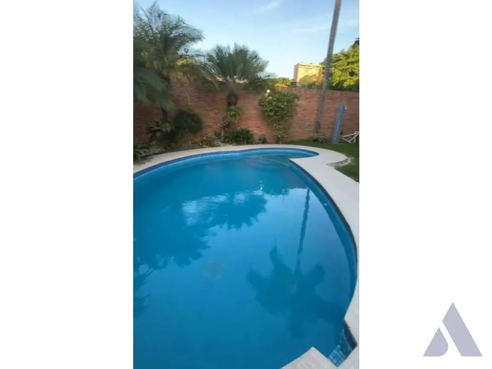 Se vende casa 678m2 Prados del Este 9863 - 3