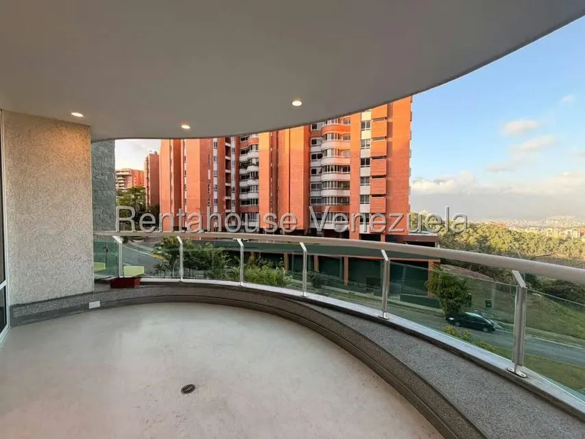 Apartamento (1 Nivel) en Alquiler en Mirador de Los Campitos I, Distrito Metropolitano - 14