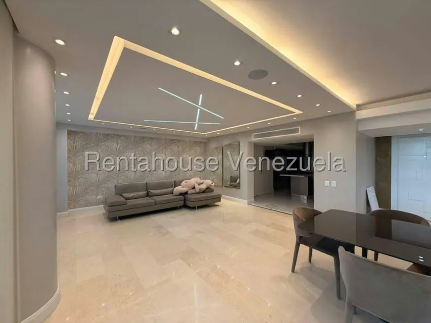 Apartamento (1 Nivel) en Alquiler en Mirador de Los Campitos I, Distrito Metropolitano - 3