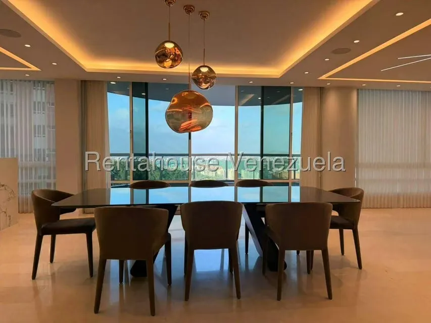 Apartamento (1 Nivel) en Alquiler en Mirador de Los Campitos I, Distrito Metropolitano - 5