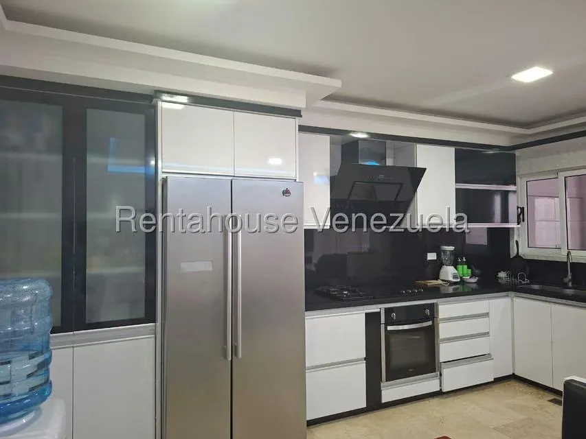 Casa (Duplex) en Venta en La Rosaleda, Lara - 12