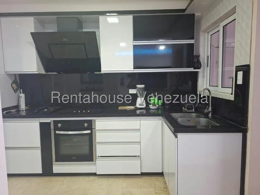 Casa (Duplex) en Venta en La Rosaleda, Lara - 15