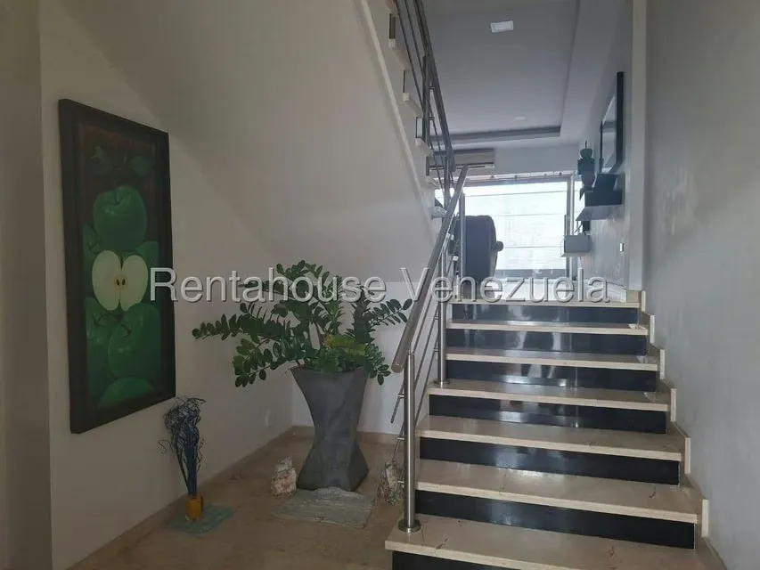 Casa (Duplex) en Venta en La Rosaleda, Lara - 19