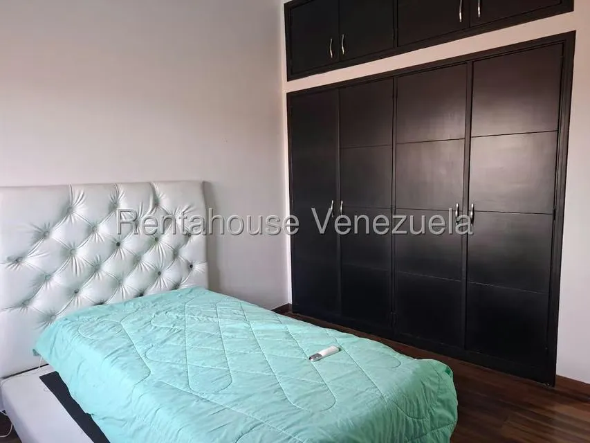 Casa (Duplex) en Venta en La Rosaleda, Lara - 31