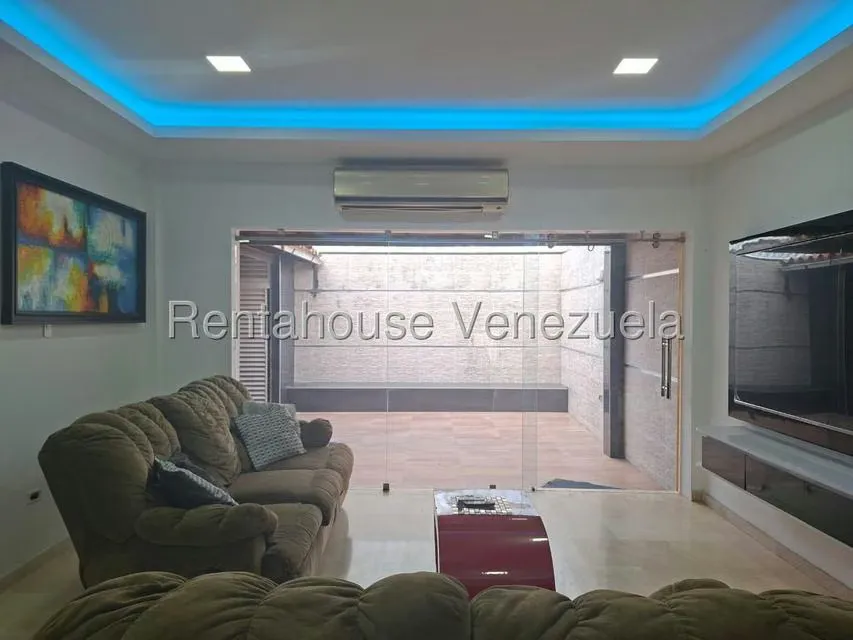 Casa (Duplex) en Venta en La Rosaleda, Lara - 7