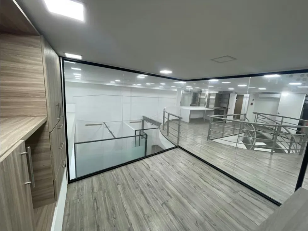Vendo local 315m2 Chacaito 0573 - 11