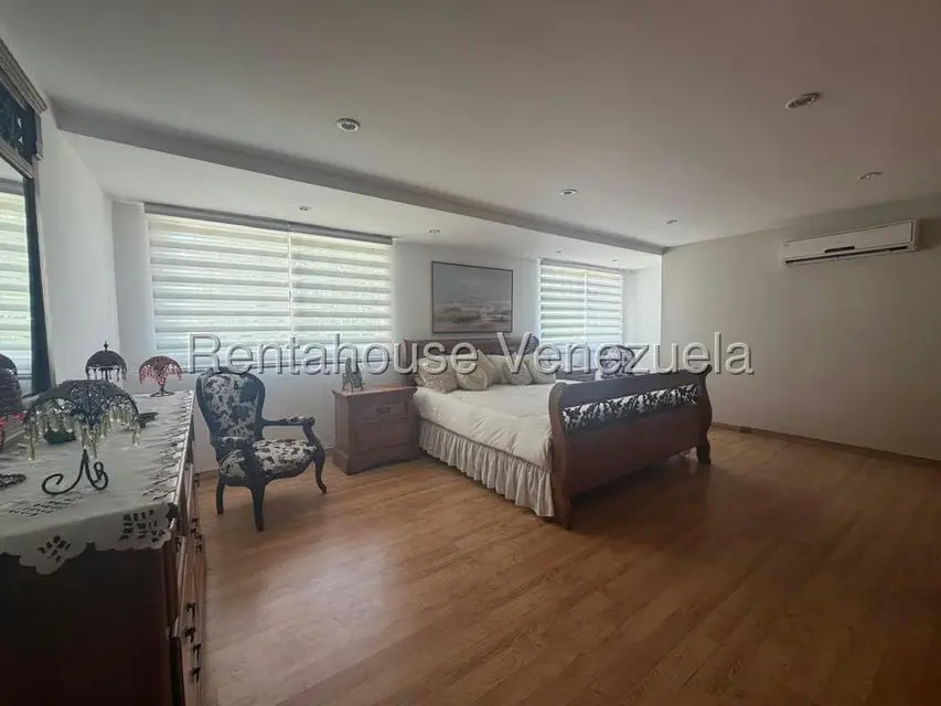 Casa (Duplex) en Venta en Zona Este, Lara - 33