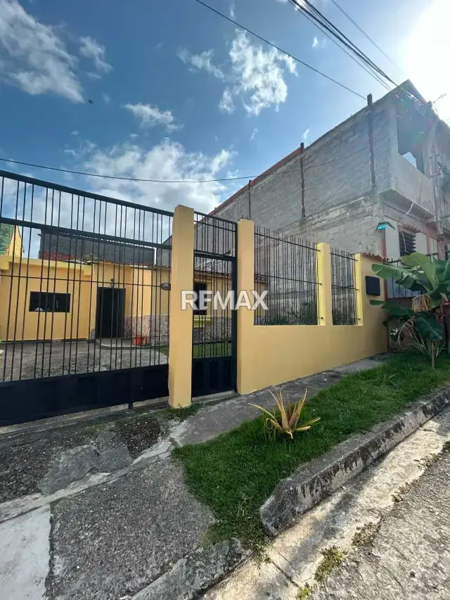Casa en venta en Urb. Prados del Norte en excelente ubicación del municipio Independencia, San felipe