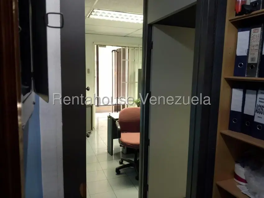 Local Comercial en Venta en Las Salias, Miranda - 11