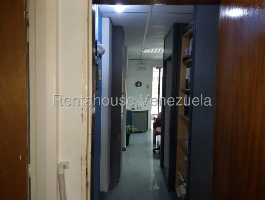 Local Comercial en Venta en Las Salias, Miranda - 2