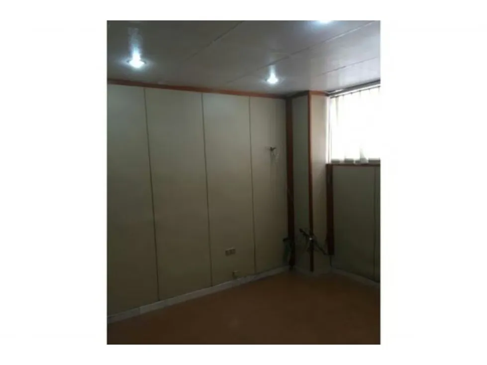 Se Vende Espectacular Piso Industrial de 1537m2 en Ruiz Pineda - 7