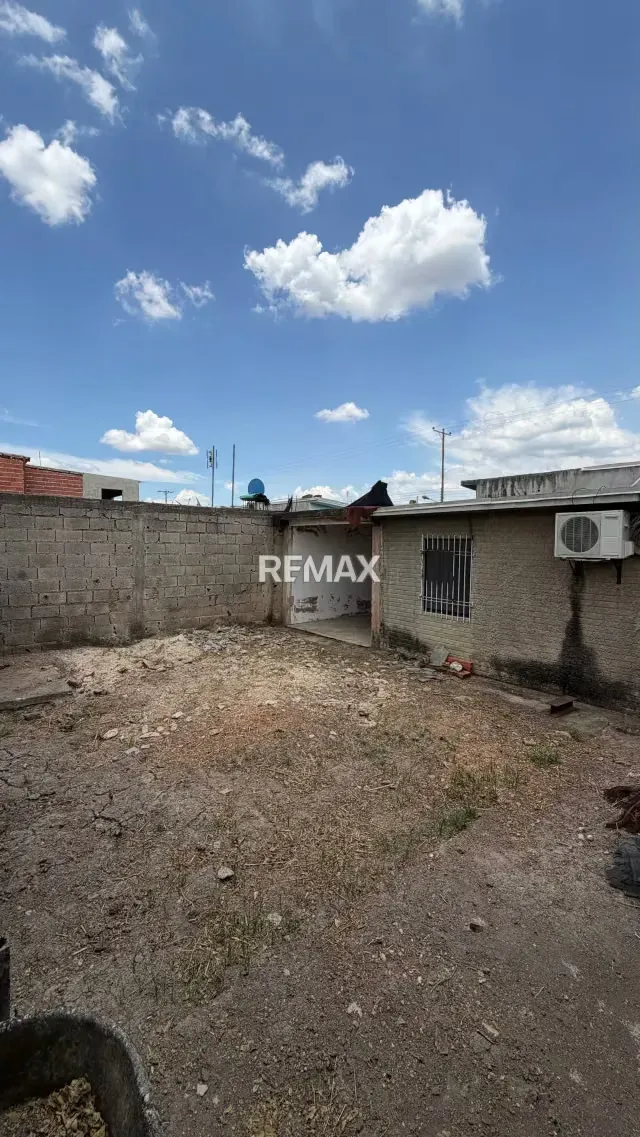 Se Vende Casa en Obra Blanca Urb Santa Paula Tocuyito Mun Libertador - 8